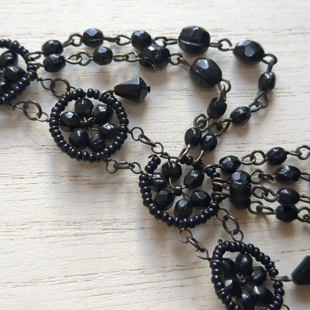 🖤Black Dramatic Crystal Choker - Picture 4 of 6
